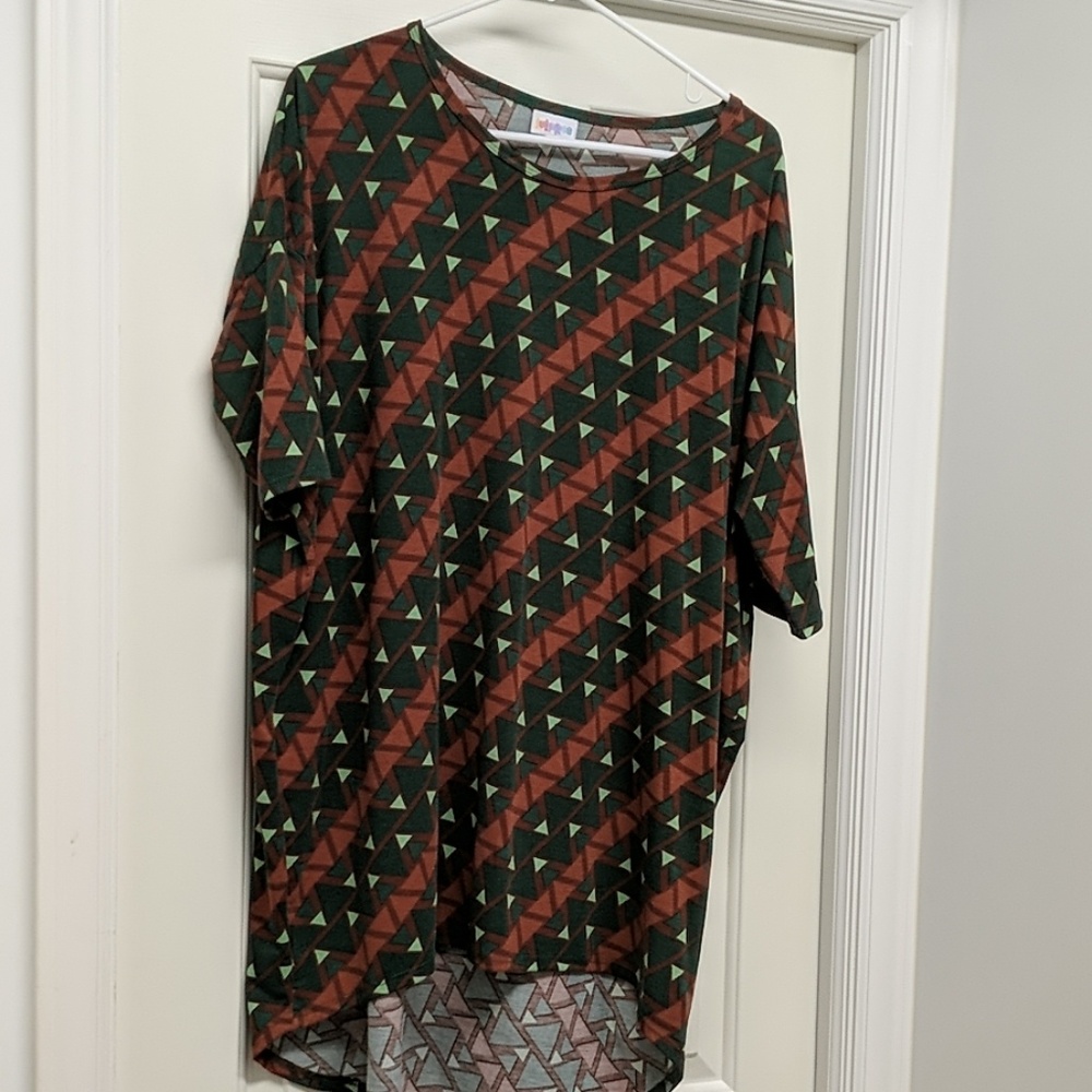 LuLaRoe Irma size M